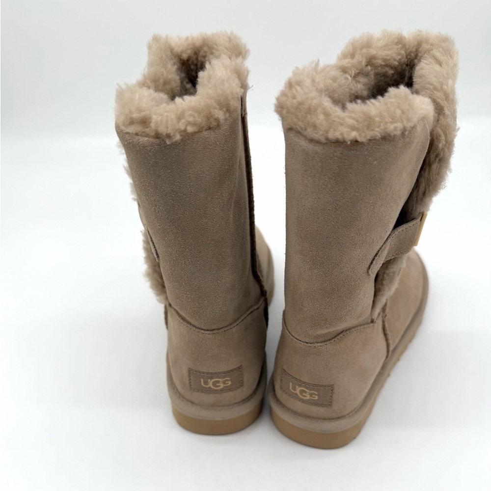 UGG Classic Tan Suede Winter Boots - Picture 4 of 4